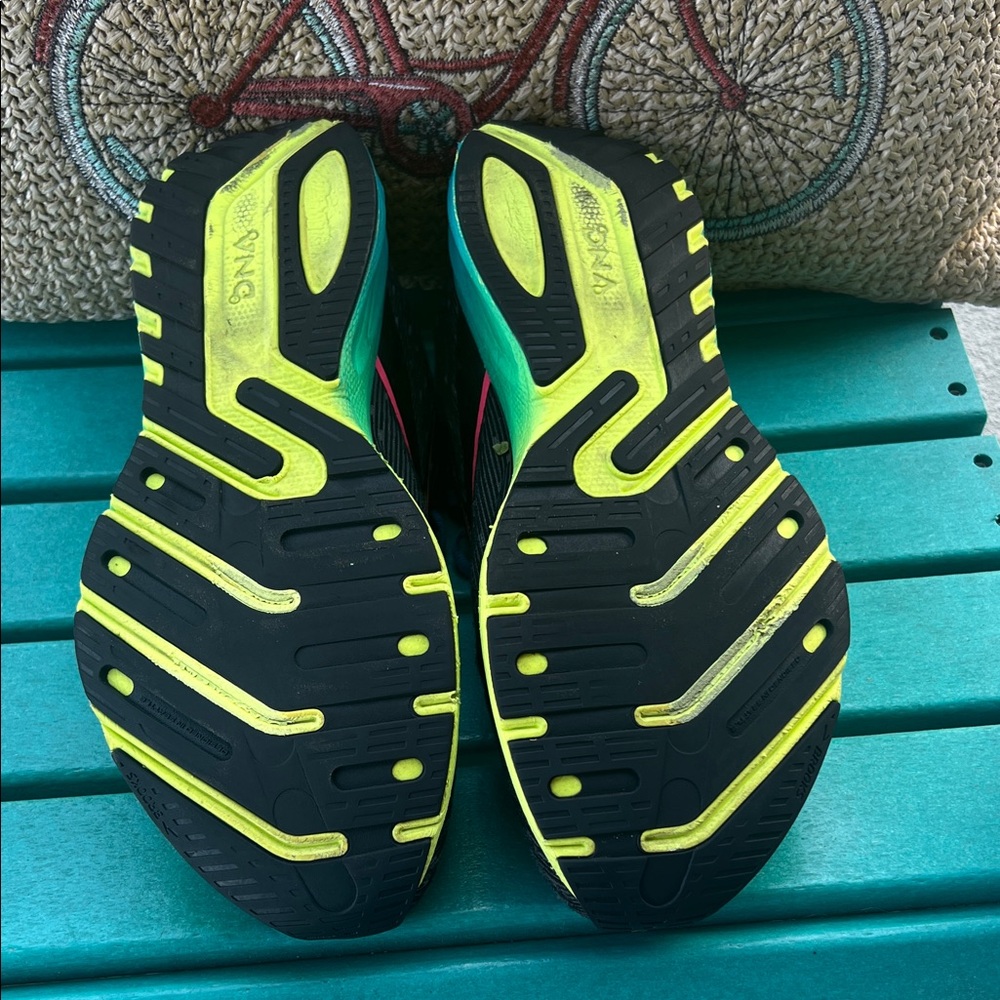 Brooks Launch  Women's size 12 - Picture 3 of 3